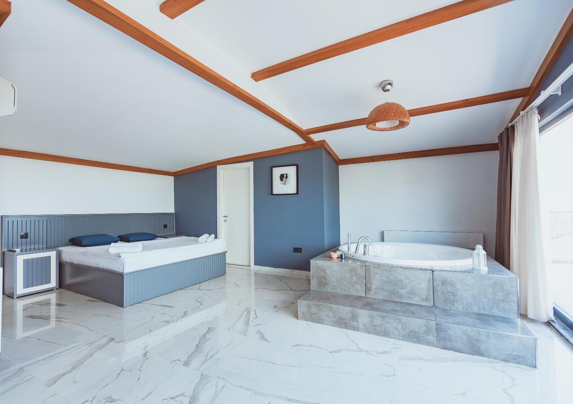 Royal Blue Istanbul - Luxury Villas Esterno foto