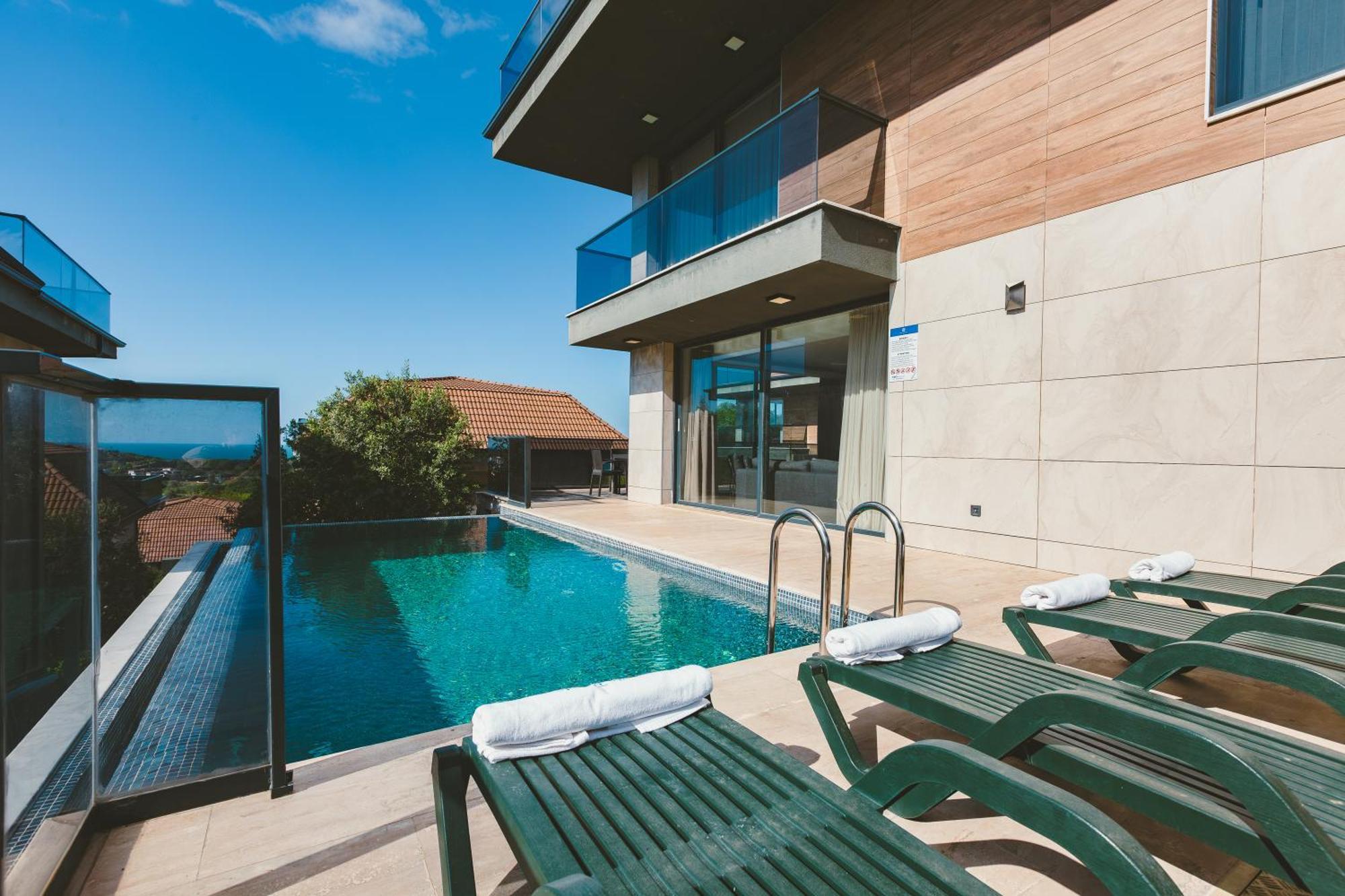 Royal Blue Istanbul - Luxury Villas Esterno foto