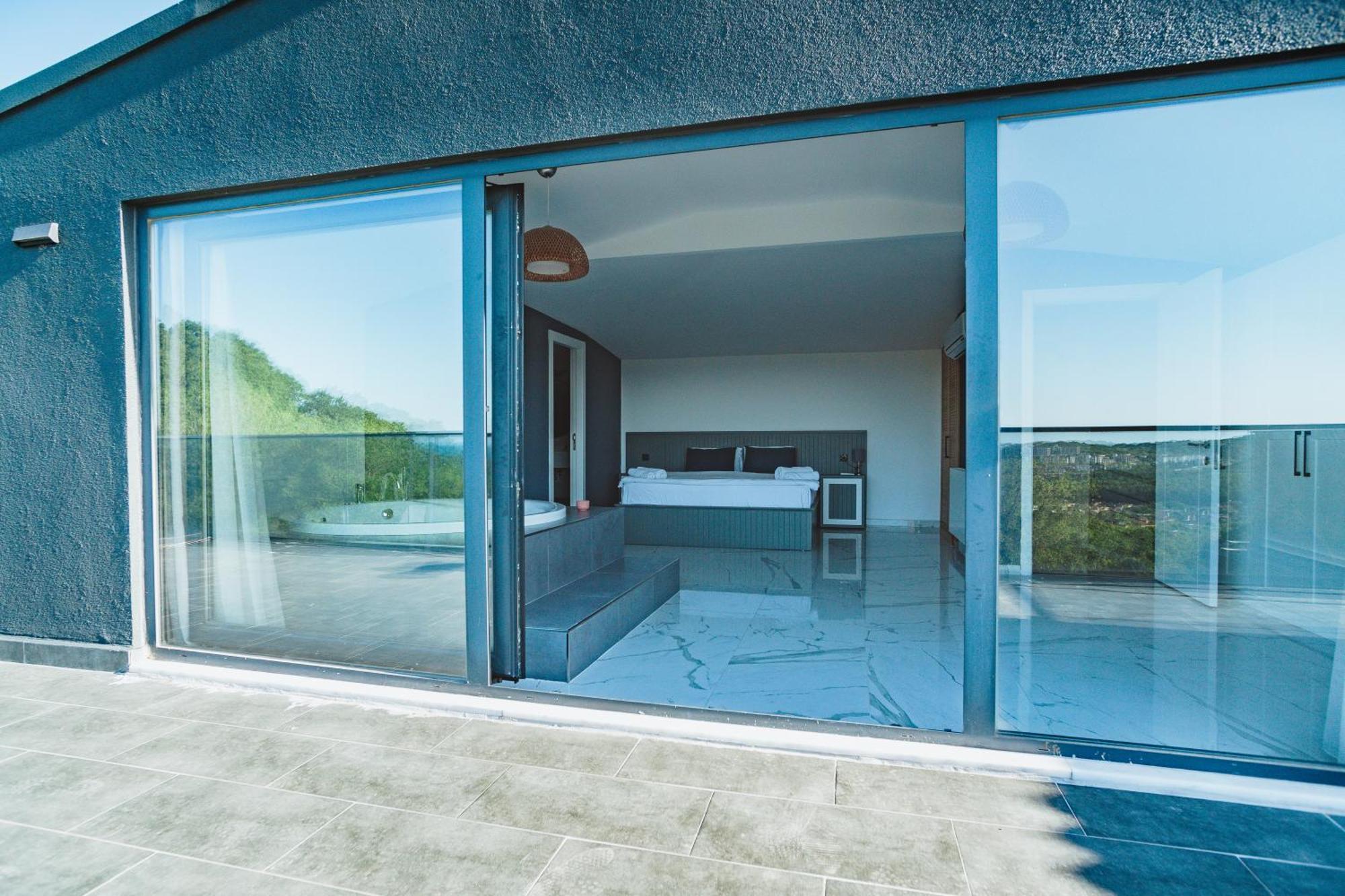 Royal Blue Istanbul - Luxury Villas Esterno foto