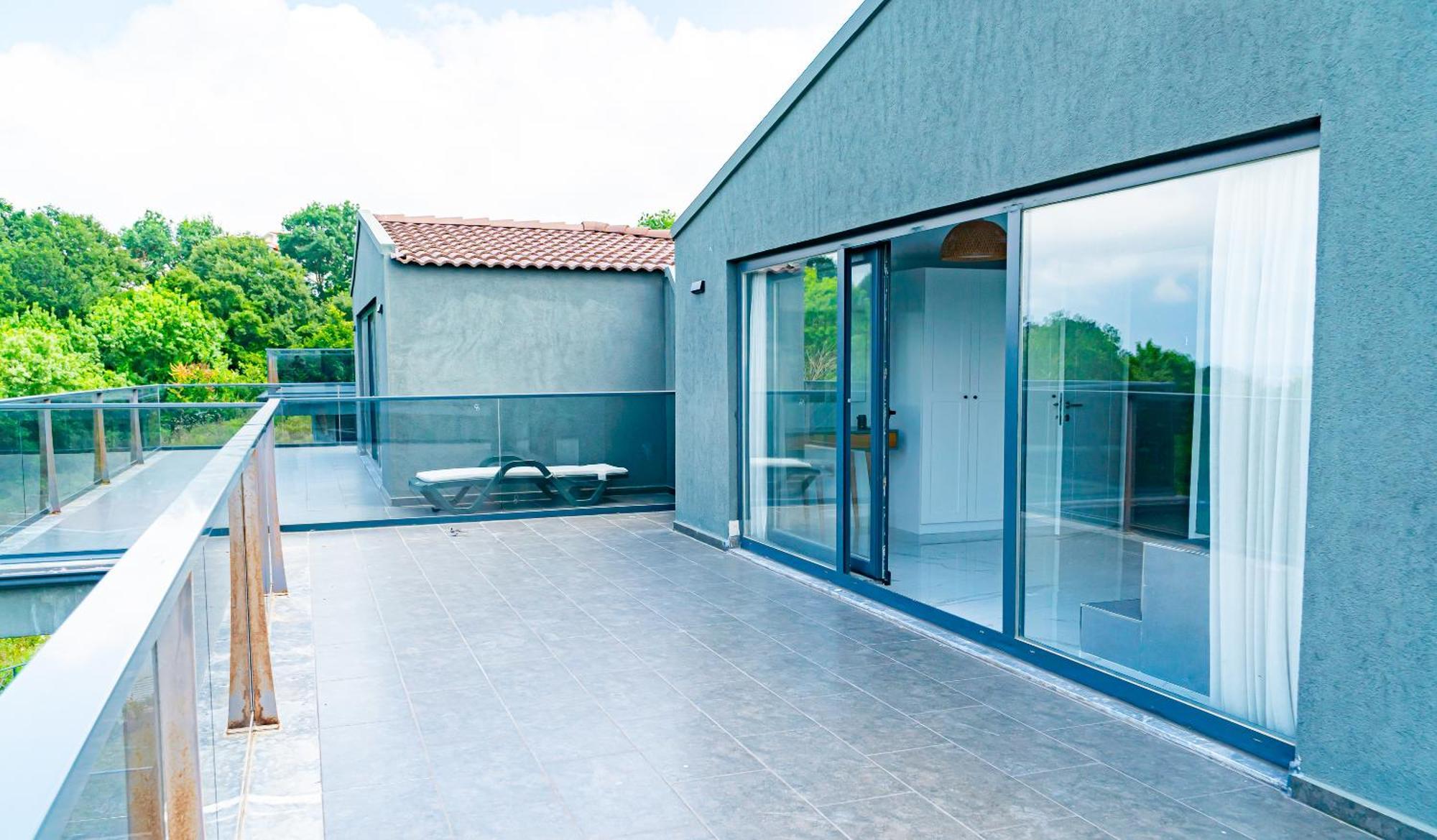 Royal Blue Istanbul - Luxury Villas Esterno foto